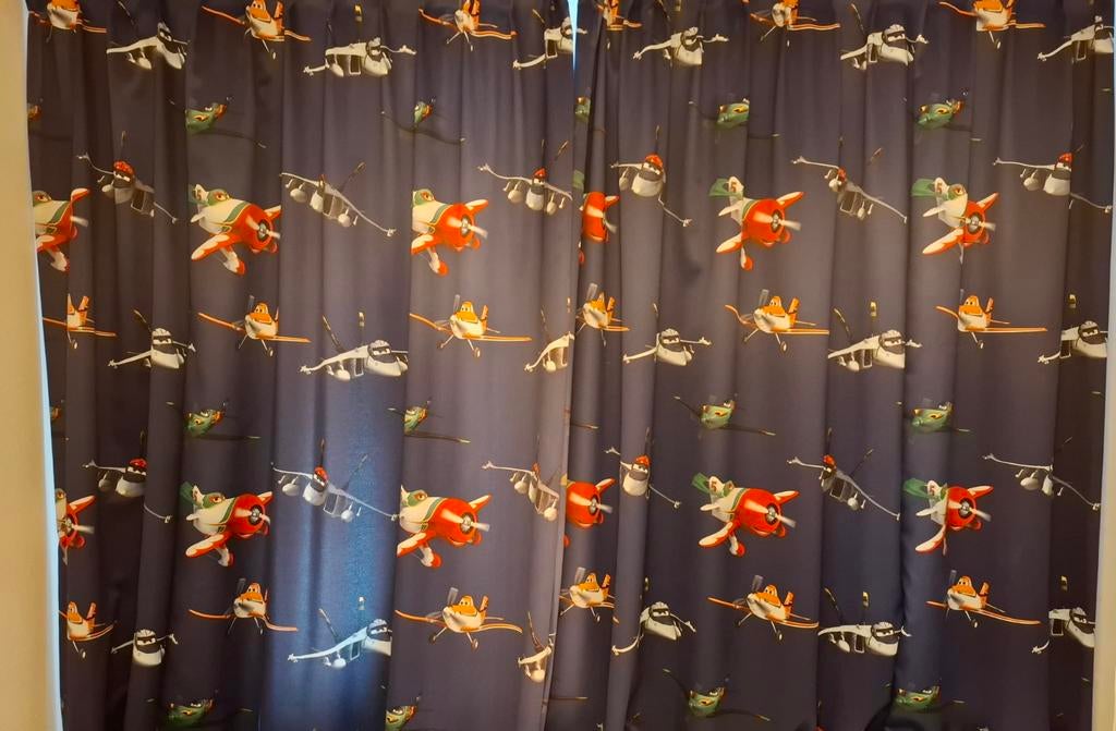 Gordijnen met vliegtuigjes print voor kinderkamer, Ophalen, Gebruikt, 100 tot 150 cm, Wit