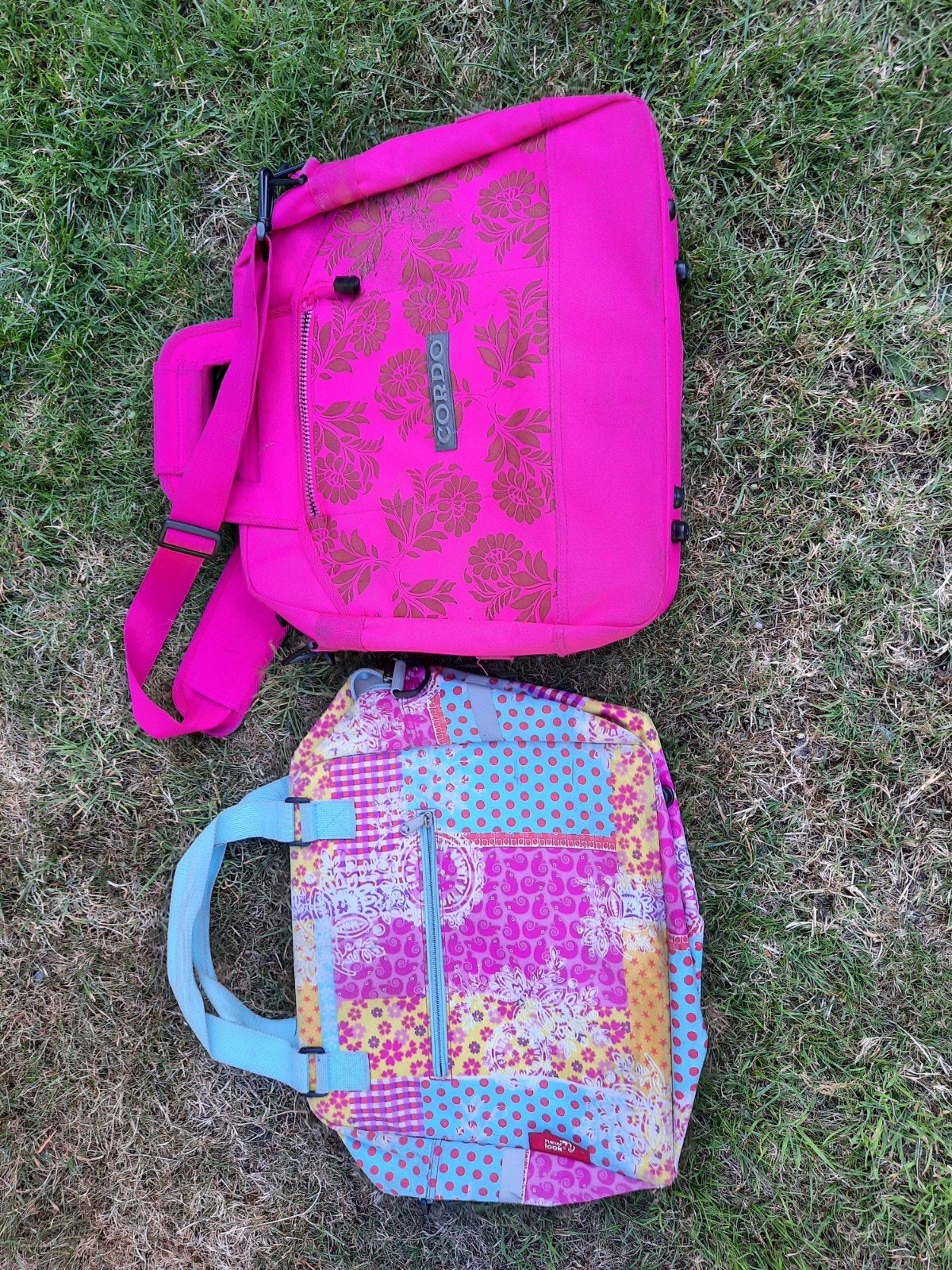 2 schoolfietstassen afhaakbaar, Ophalen of Verzenden, Roze, Schoudertas, Minder dan 30 cm