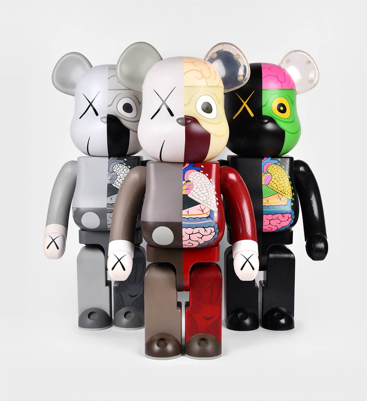 Kaws en Bearbrick gezocht!, Ophalen of Verzenden, Zo goed als nieuw, Dier