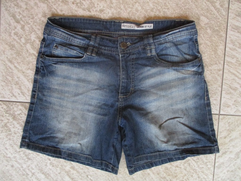 Korte broek blauw spijkerbroek maat S / 36 C&A broekje, Blauw, Yessica, Ophalen of Verzenden, Zo goed als nieuw