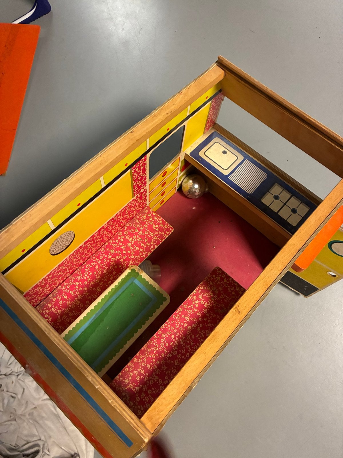 Vintage Barbie / Sindy Caravan - Houten Speelgoed, Ophalen, Gebruikt