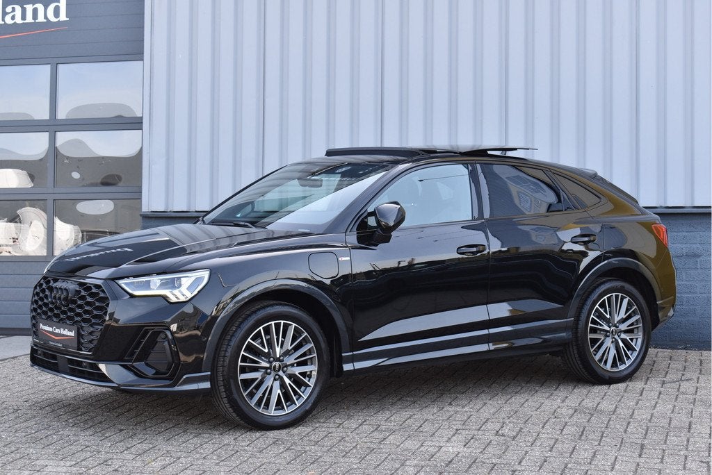 Audi Q3 Sportback 45 TFSI e S-Line 245 Pk Pano Memory Sfeer, Gebruikt, Zwart, Zwart, Hybride Elektrisch/Benzine