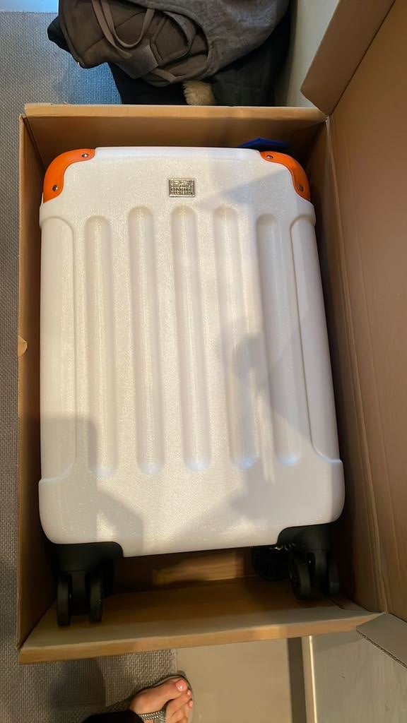 1 x postcodeloterij koffer, Ophalen, 50 tot 60 cm, Hard kunststof, Zo goed als nieuw