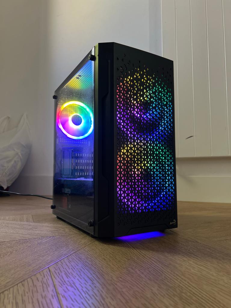 Volledige gaming setup met monitor toetsenbord en muis, Ophalen, Gebruikt, Met monitor, Gaming