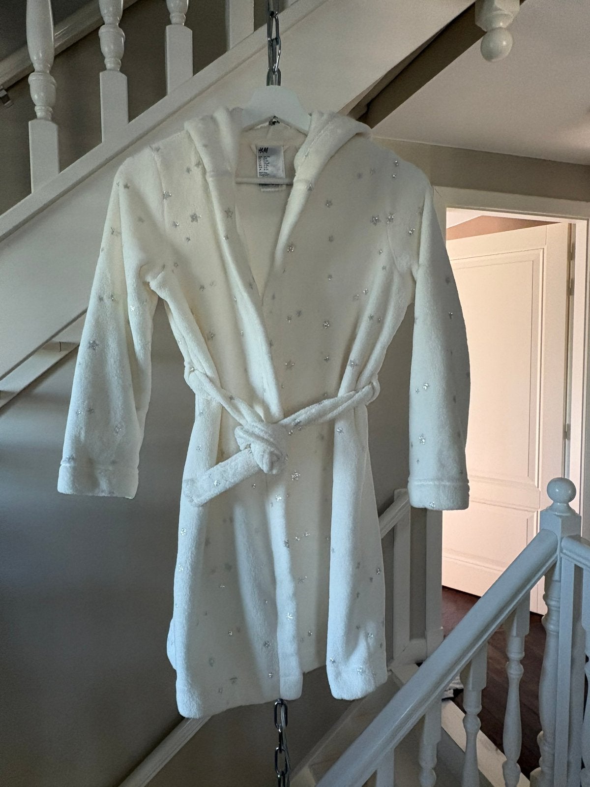 Badjas zacht wit sterren H&M maat 134-140, Ophalen of Verzenden, Zo goed als nieuw, Meisje, Nacht- of Onderkleding