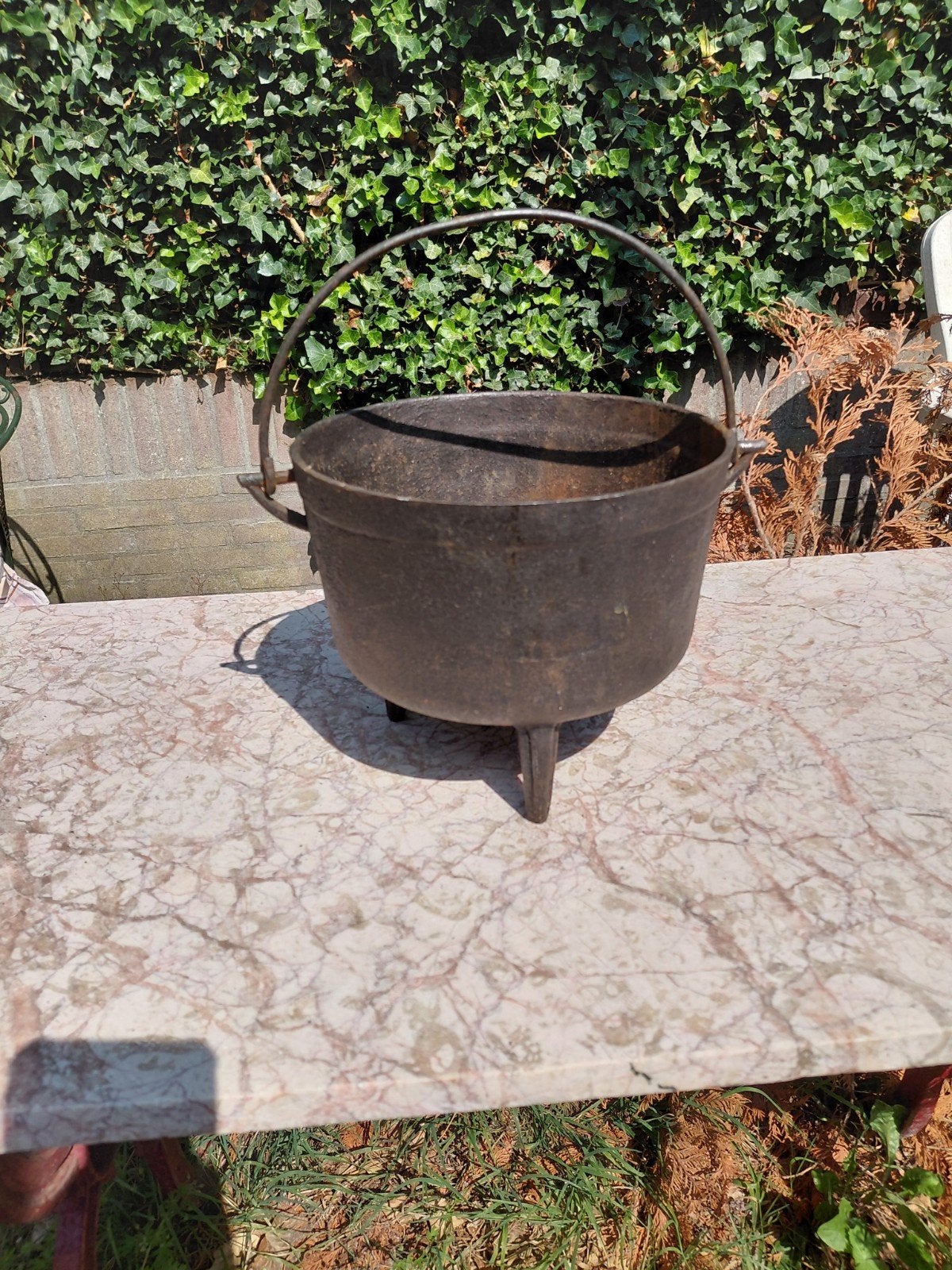 Antieke lekdichte gietijzeren heksen ketel 8 liter, Ophalen of Verzenden