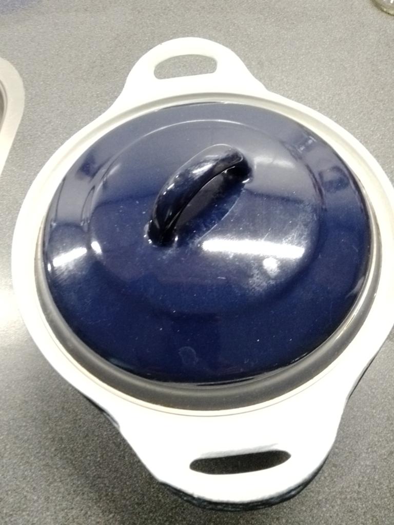 Gietijzeren Braadpan met Deksel - Blauw/Wit en Zwart, Gebruikt, Gietijzer, Ophalen of Verzenden, Keramische plaat