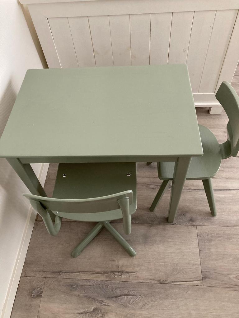 Mooi kindertafeltje met 2 stoeltjes, Ophalen of Verzenden, Zo goed als nieuw, Tafel(s) en Stoel(en)