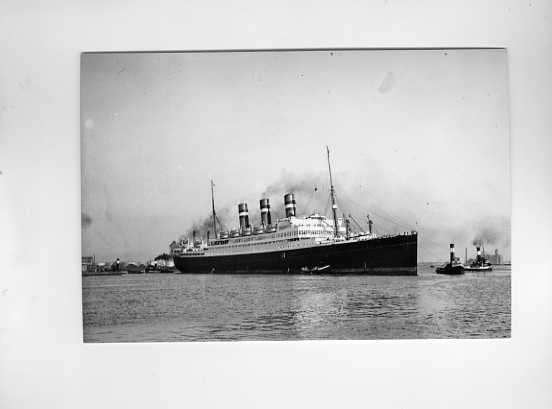 scheepvaart-foto-HOLLAND.AMERIKA.LIJN-statendam, Ophalen of Verzenden, Zo goed als nieuw, Boek of Tijdschrift