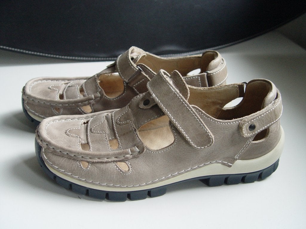 Wolky klittenband schoenen maat 40   VERKOCHT, Ophalen, Zo goed als nieuw, Sneakers of Gympen