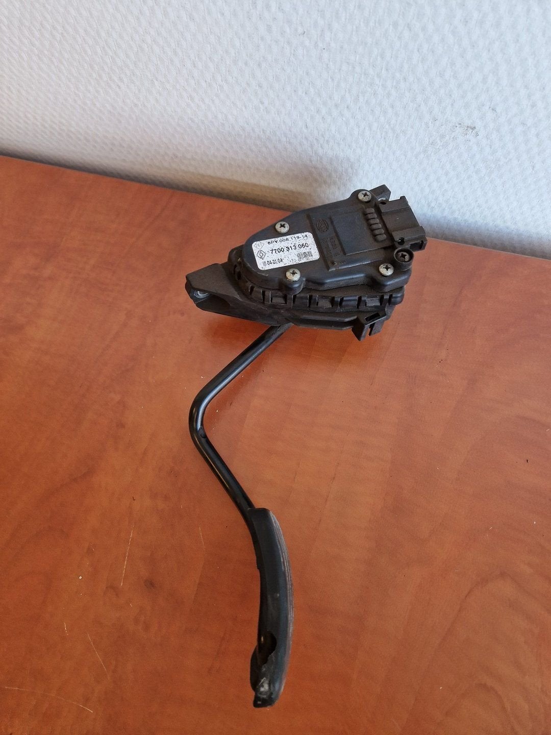 Gaspedaal Renault Traffic Opel Vivaro 7700313060, Gebruikt, -, -, Ophalen of Verzenden