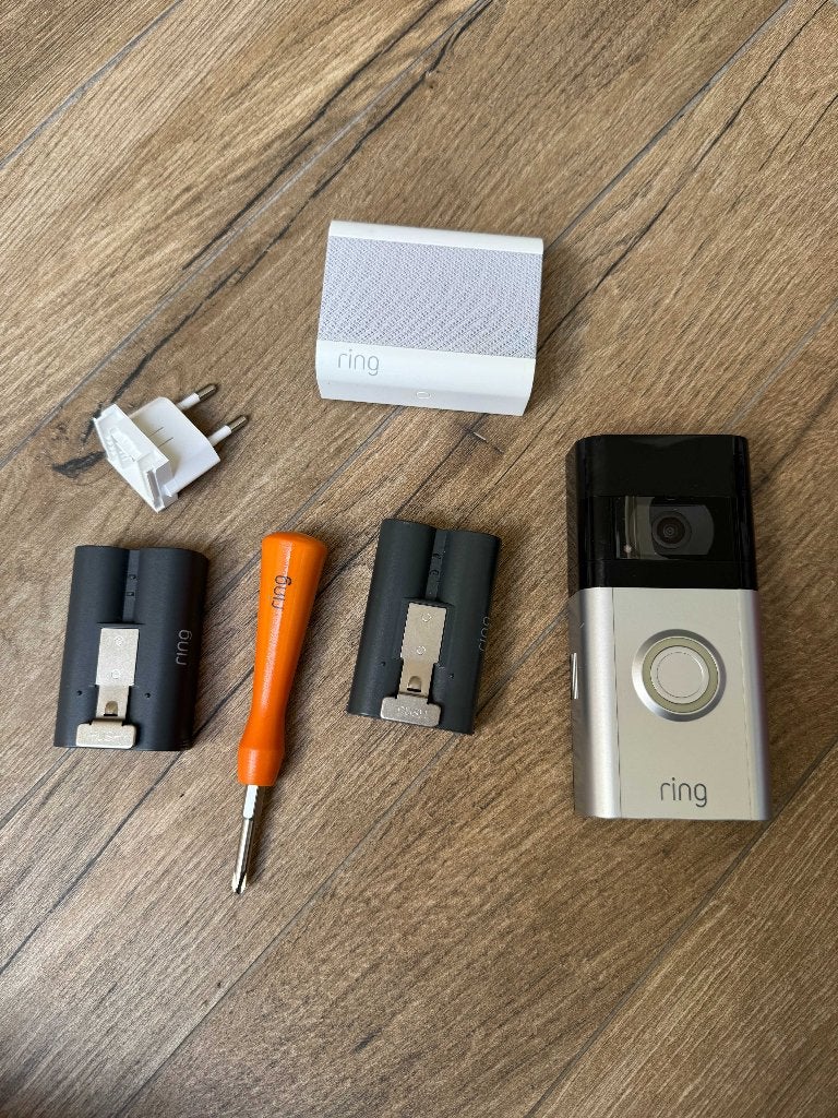 Ring Video Doorbell 3 + Chime 2e Gen + 2 Batterijen, Ophalen, Bewegingsdetectiesensor, Gebruikt, Draadloos