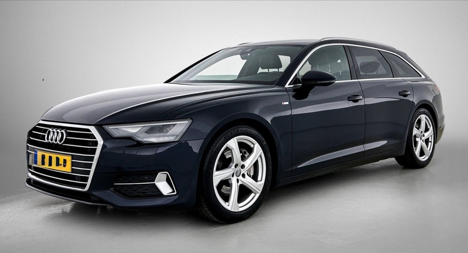 Audi A6 (C8) 18 inch velgen met Bridgestone zomerbanden, Ophalen, 18 inch, Gebruikt, Banden en Velgen