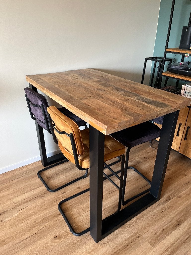 Foto 2 van Mangohouten Bartafel inclusief Krukken
