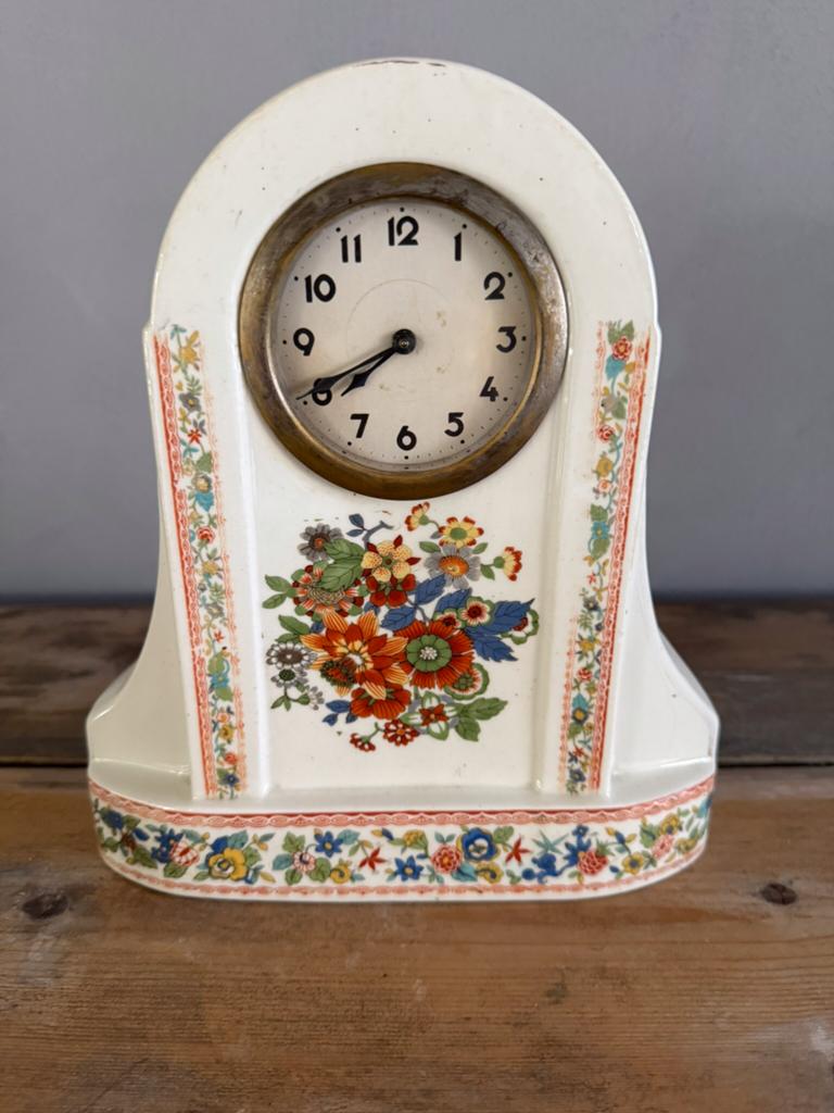Art Deco klok handbeschilderd porcelein, Ophalen of Verzenden