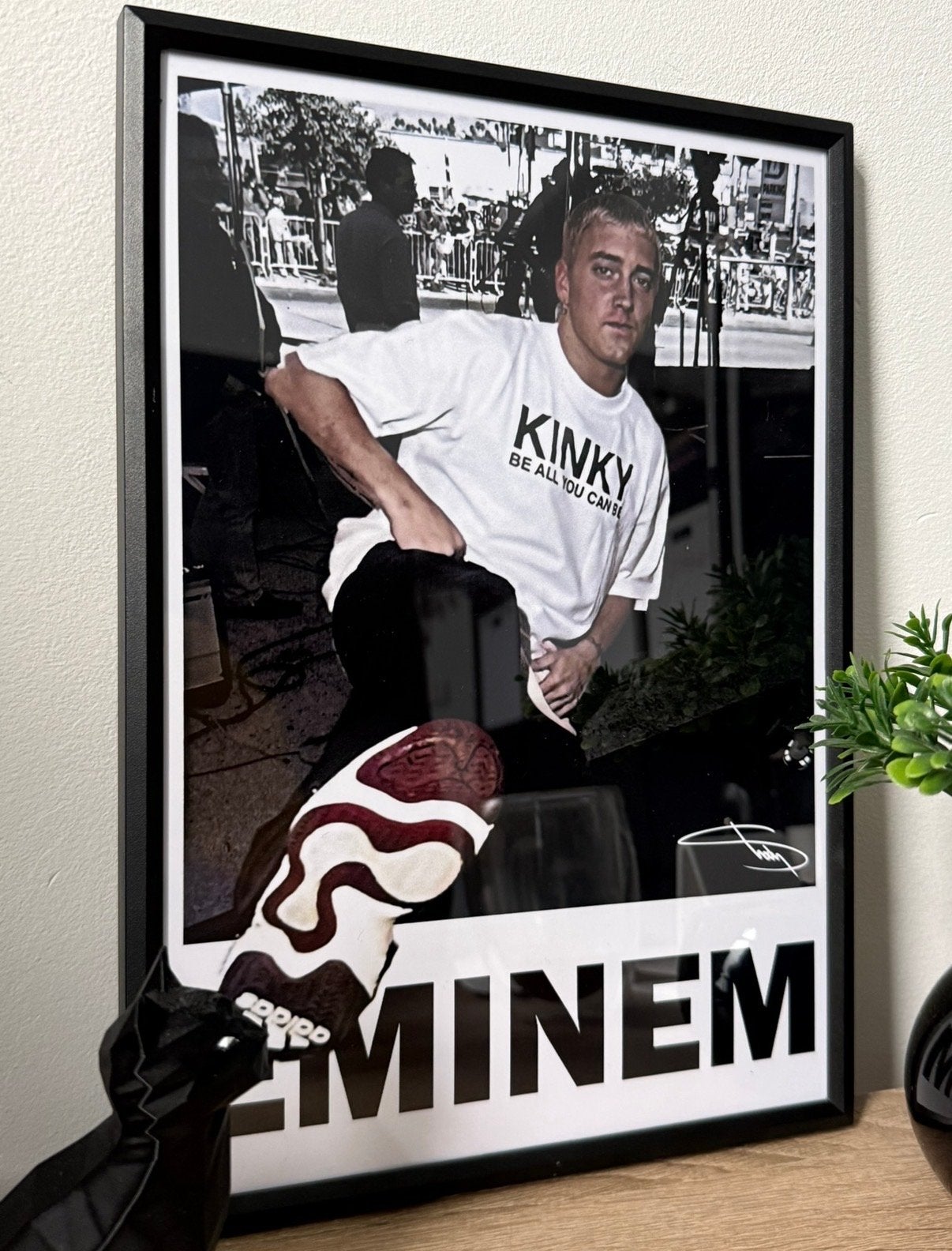 Eminem Slim Shady ingelijste Poster - Zwart A4, 50 – 75, Ophalen of Verzenden, Zo goed als nieuw, Foto of Poster