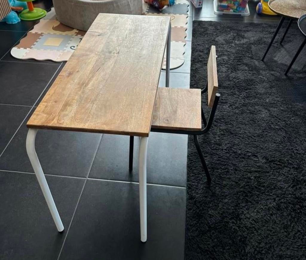 Kidsdepot kindertafel met stoel, Ophalen of Verzenden, Gebruikt, Tafel(s) en Stoel(en)