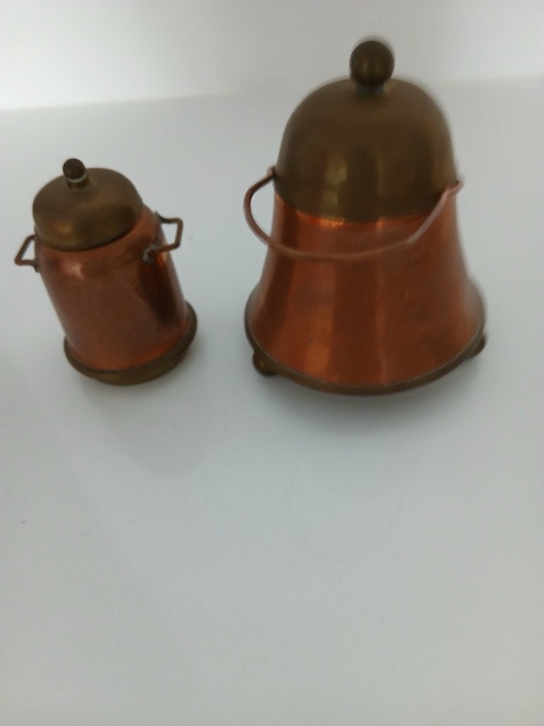 2 Miniatuurtjes ca.7x6 5.5x5cm, Ophalen
