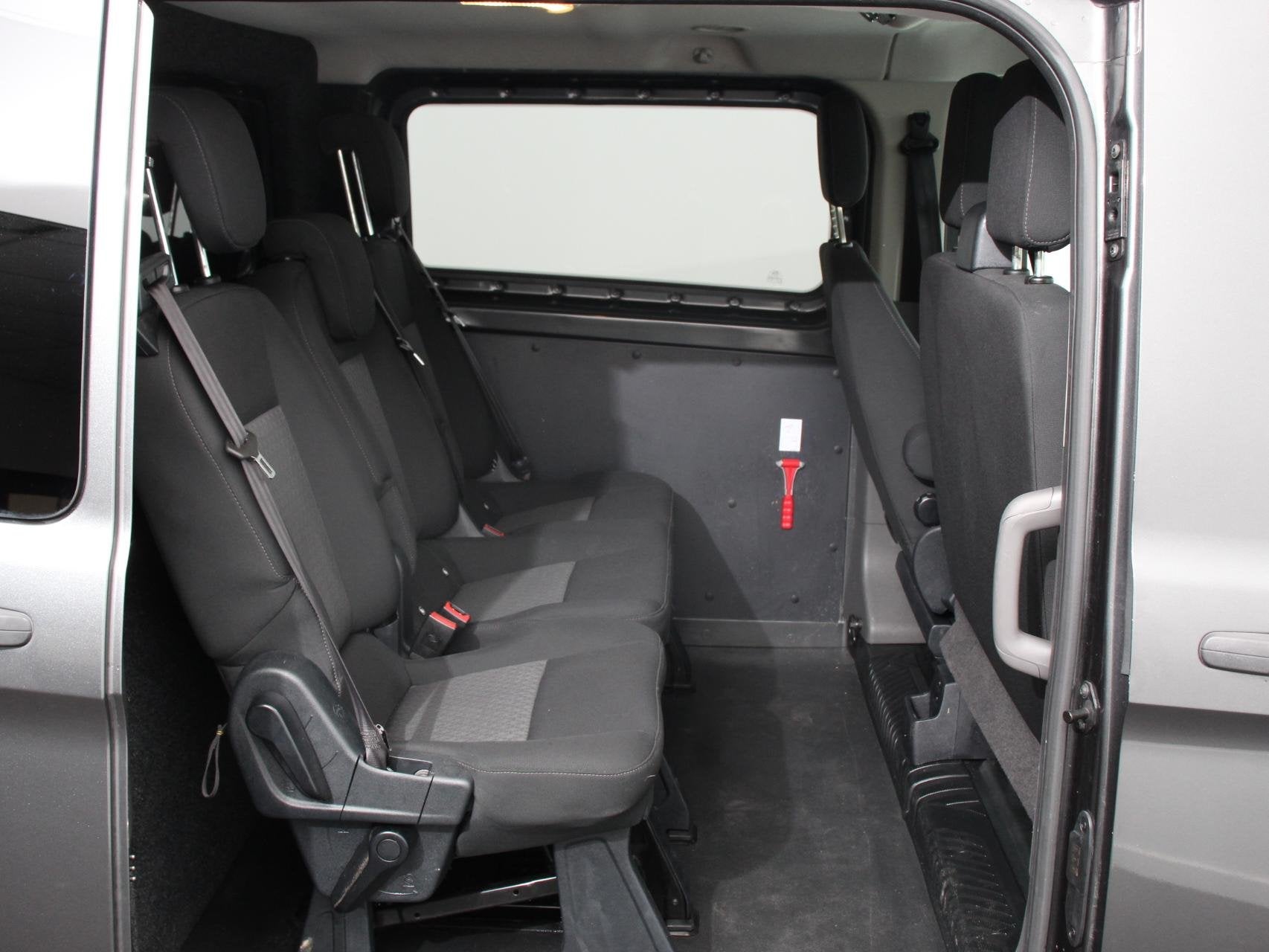 Ford Transit Custom 320 2.0 TDCI L2H1 Limited DC Navigatie A, Auto's, 4 cilinders, Bedrijf, Diesel, 6 stoelen