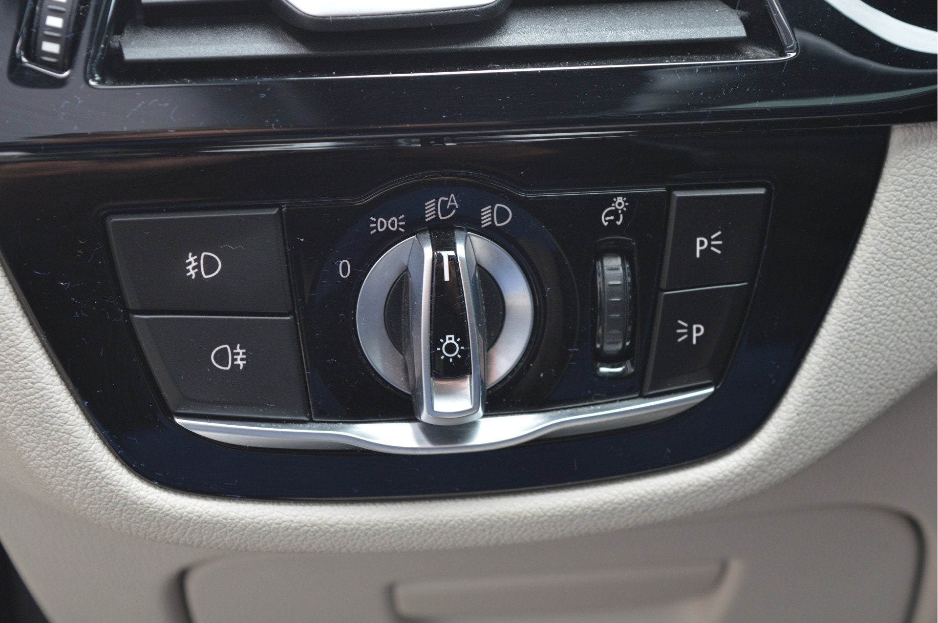 Foto 15 van BMW 5 Serie Touring 520i High Executive | M-PAKKET | PANO |