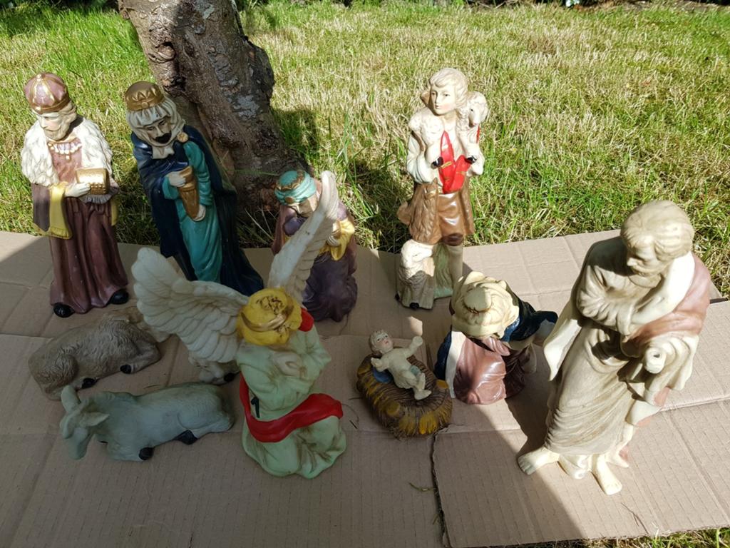 Antieke Porseleinen Kerststal Beeldjes Set - Compleet, Antiek en Kunst, Antiek | Religie, Ophalen of Verzenden