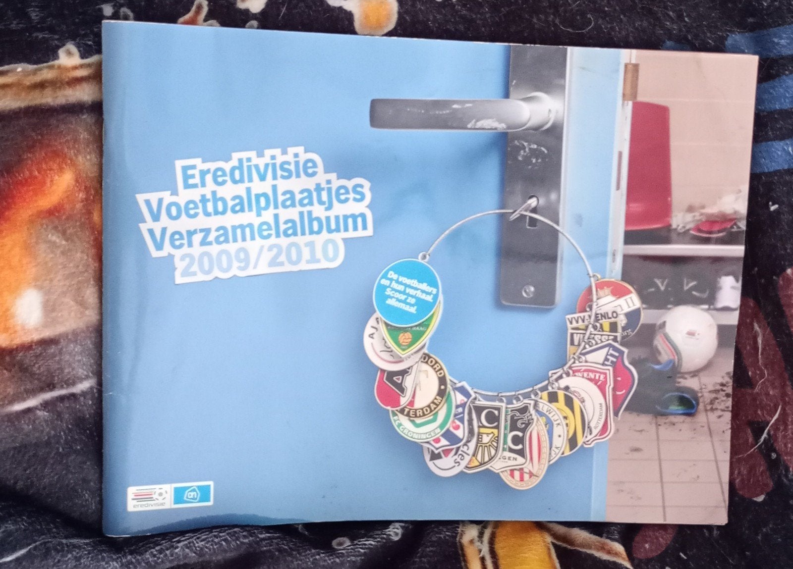 Eredivisie Voetbalplaatjes Verzamelalbum 2009/2010, Verzenden, Zo goed als nieuw, Overige binnenlandse clubs, Poster, Plaatje of Sticker