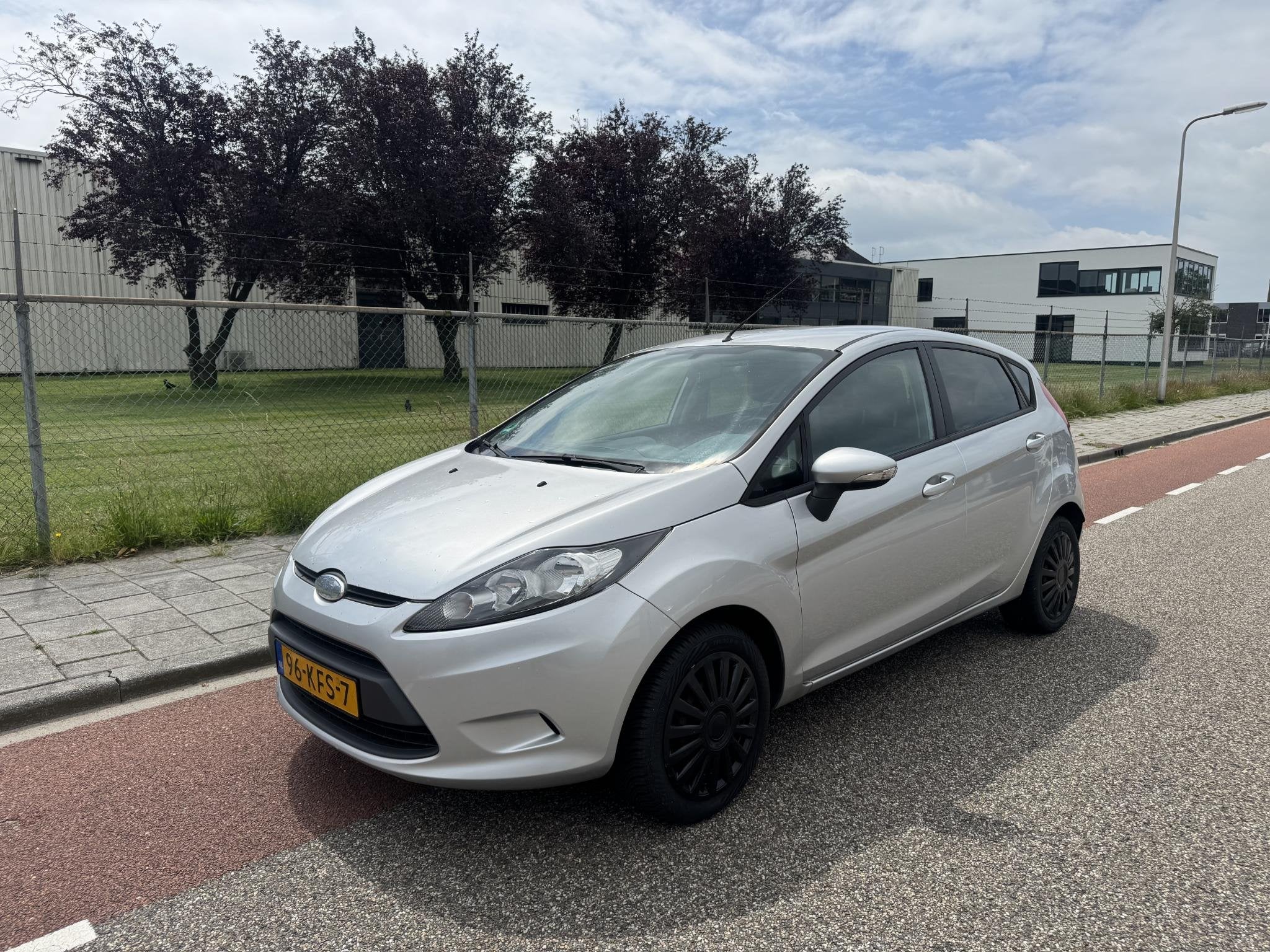 Ford Fiesta 1.25 Limited 5-deurs/NAP/NL AUTO/Gr Onderhoud ge, Voorwielaandrijving, Stof, 1242 cc, 4 cilinders
