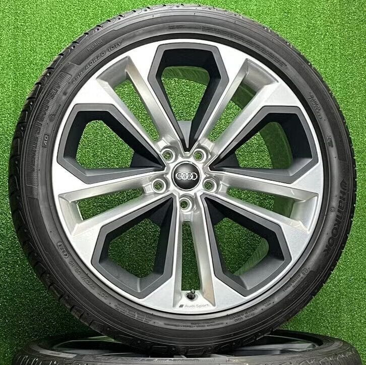 Originele 20 inch Audi Sport velgen met banden Q3 SQ3 S-line, Gebruikt, 255 mm, -, -
