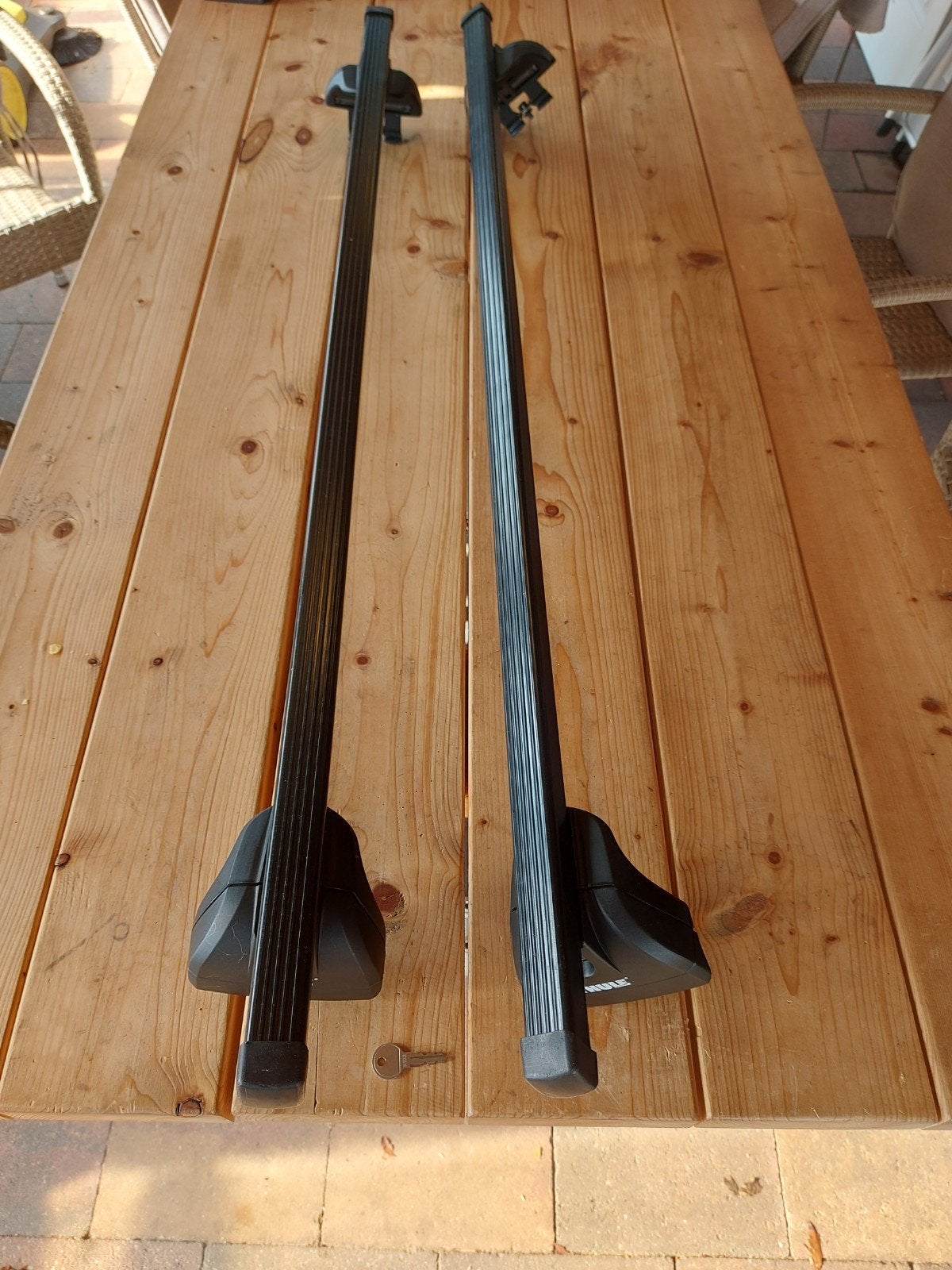 Thule dakdragers. Rapid System 753| Stangen 122 cm, Ophalen, Zo goed als nieuw
