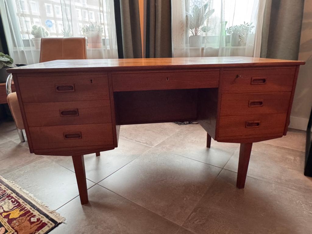Teakhouten vintage Deens design mid-century bureau, Ophalen, Zo goed als nieuw