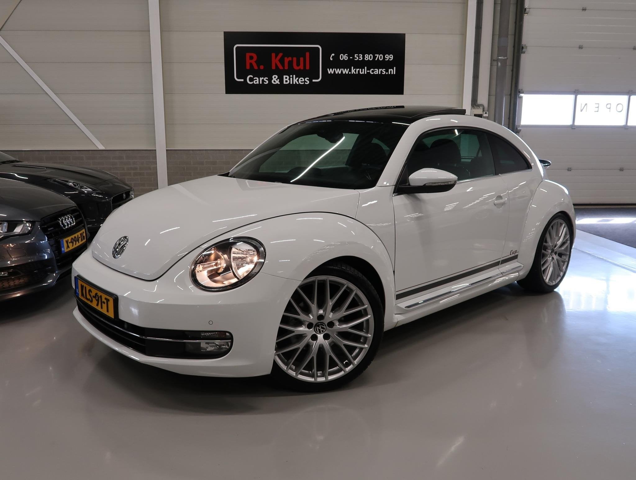 Volkswagen Beetle 1.2 TSI CUP Panoramadak Airco-ecc Navigati, Auto's, Voorwielaandrijving, Euro 5, Stof, Gebruikt