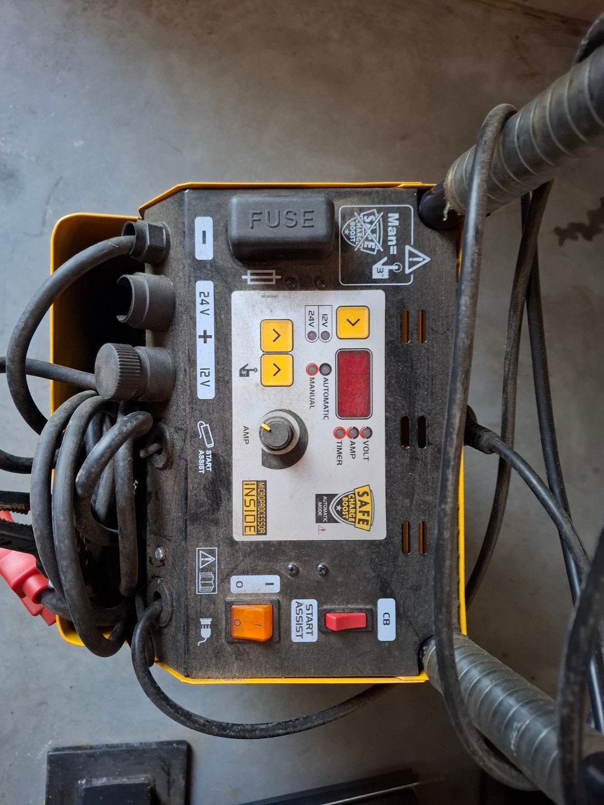 Deca SC 80/900 Professionele Acculader en Startbooster, Gebruikt, Universele onderdelen