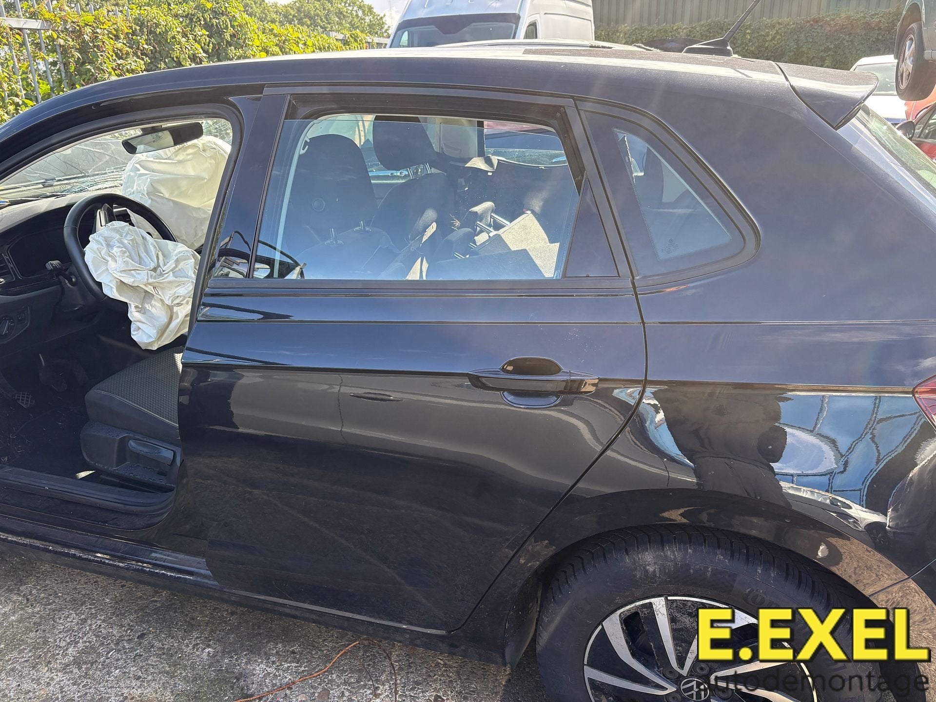 Deur links achter Volkswagen Polo VI (AW1) vanaf 2020 ZWART, Gebruikt, -, Ophalen of Verzenden, -