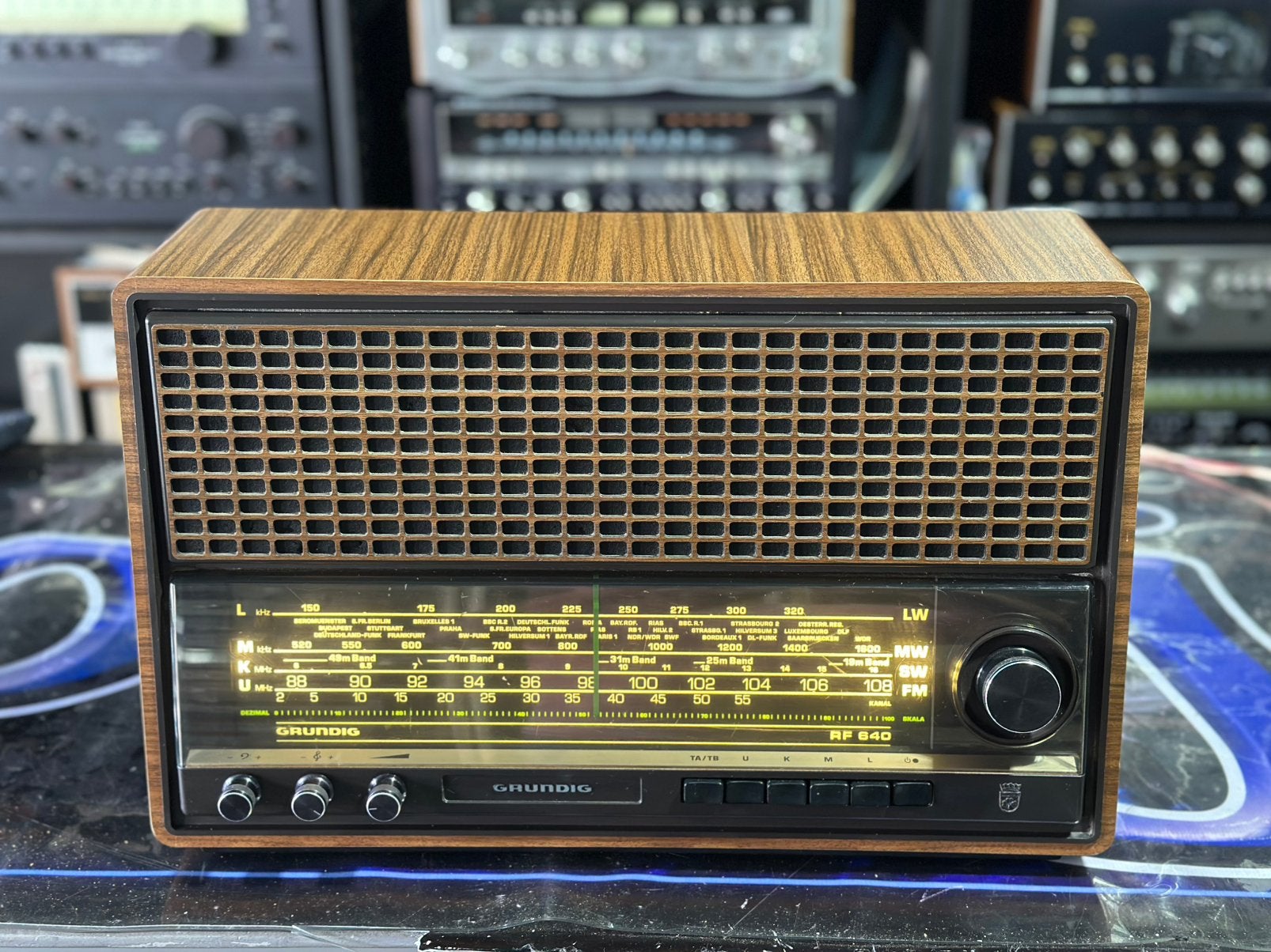 Antieke Grundig RF640 Radio – Werkend & In Topstaat, Grundig, Grundig, Ophalen of Verzenden, Zo goed als nieuw