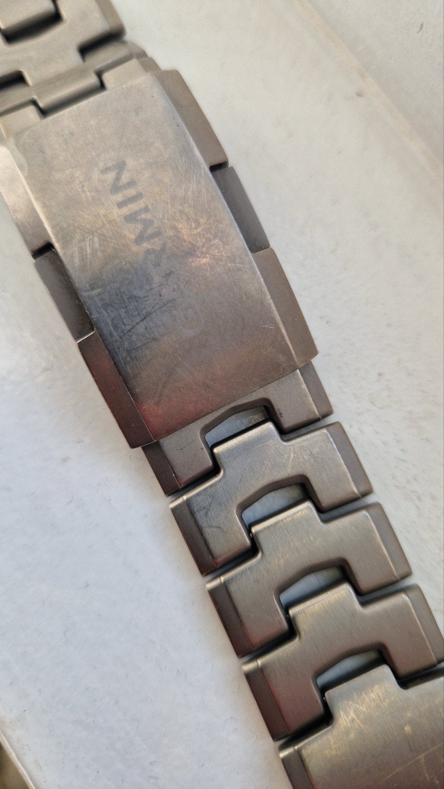GEZOCHT!  2 extra schakels voor Garmin titanium band, Sieraden, Tassen en Uiterlijk, Ophalen of Verzenden, Zo goed als nieuw, Zwart