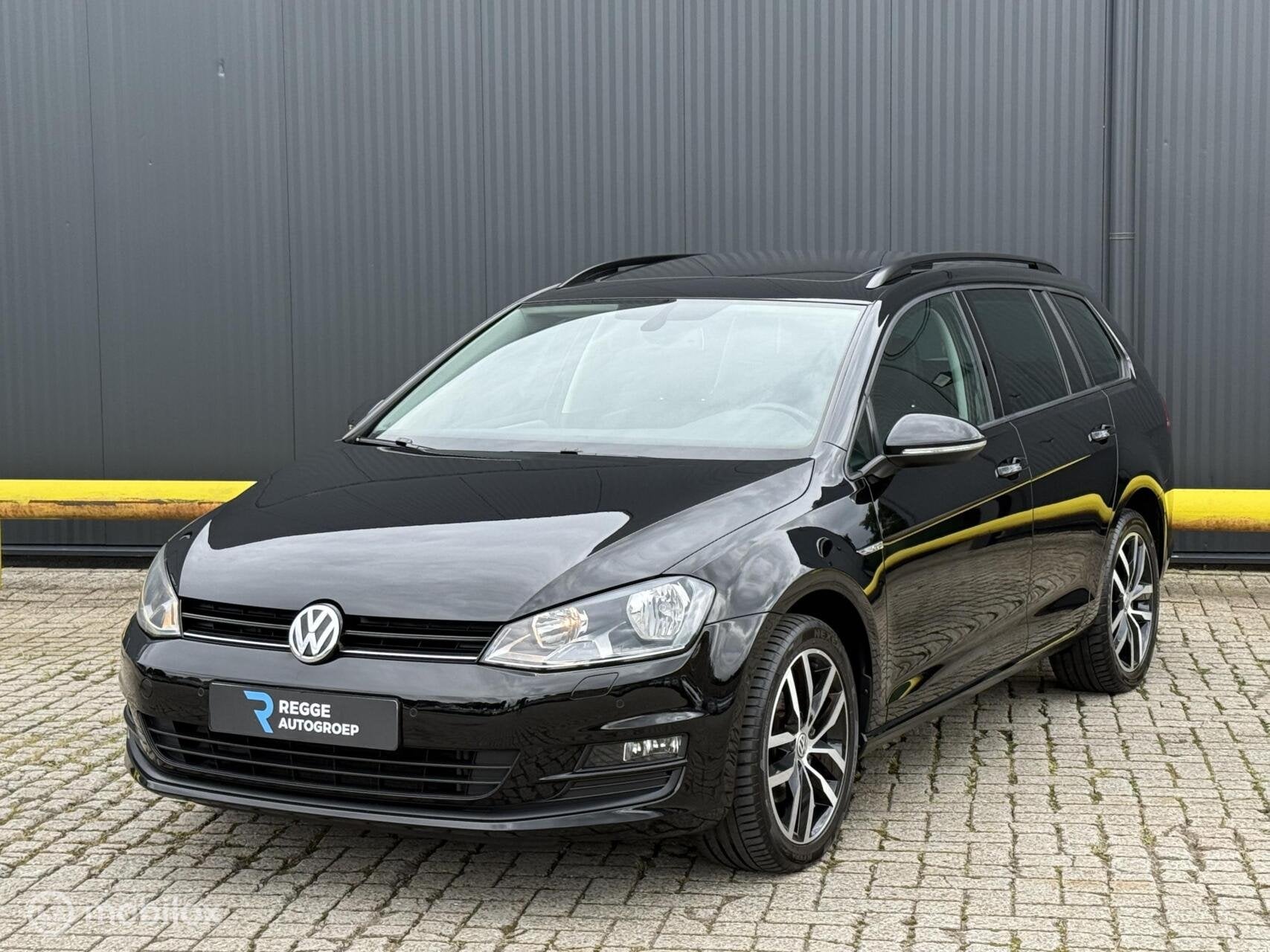 Volkswagen Golf Variant 1.4 TSI Highline PANORAMADAK, Voorwielaandrijving, 1254 kg, 4 cilinders, Zwart