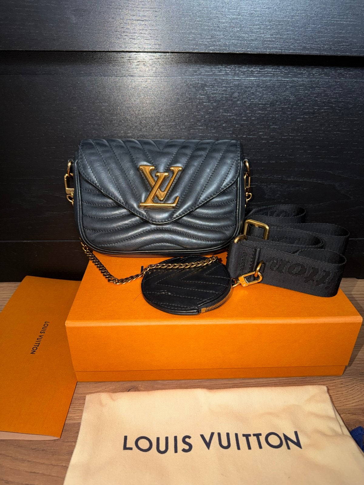 Louis Vuitton Multi-pochette new wave leather handbag black, Ophalen, Zo goed als nieuw, Zwart, Schoudertasje