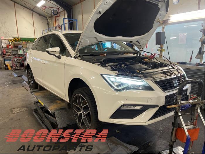 Portier 4Deurs rechts-voor van een Seat Leon (LB9A), Gebruikt, -, Deur, -
