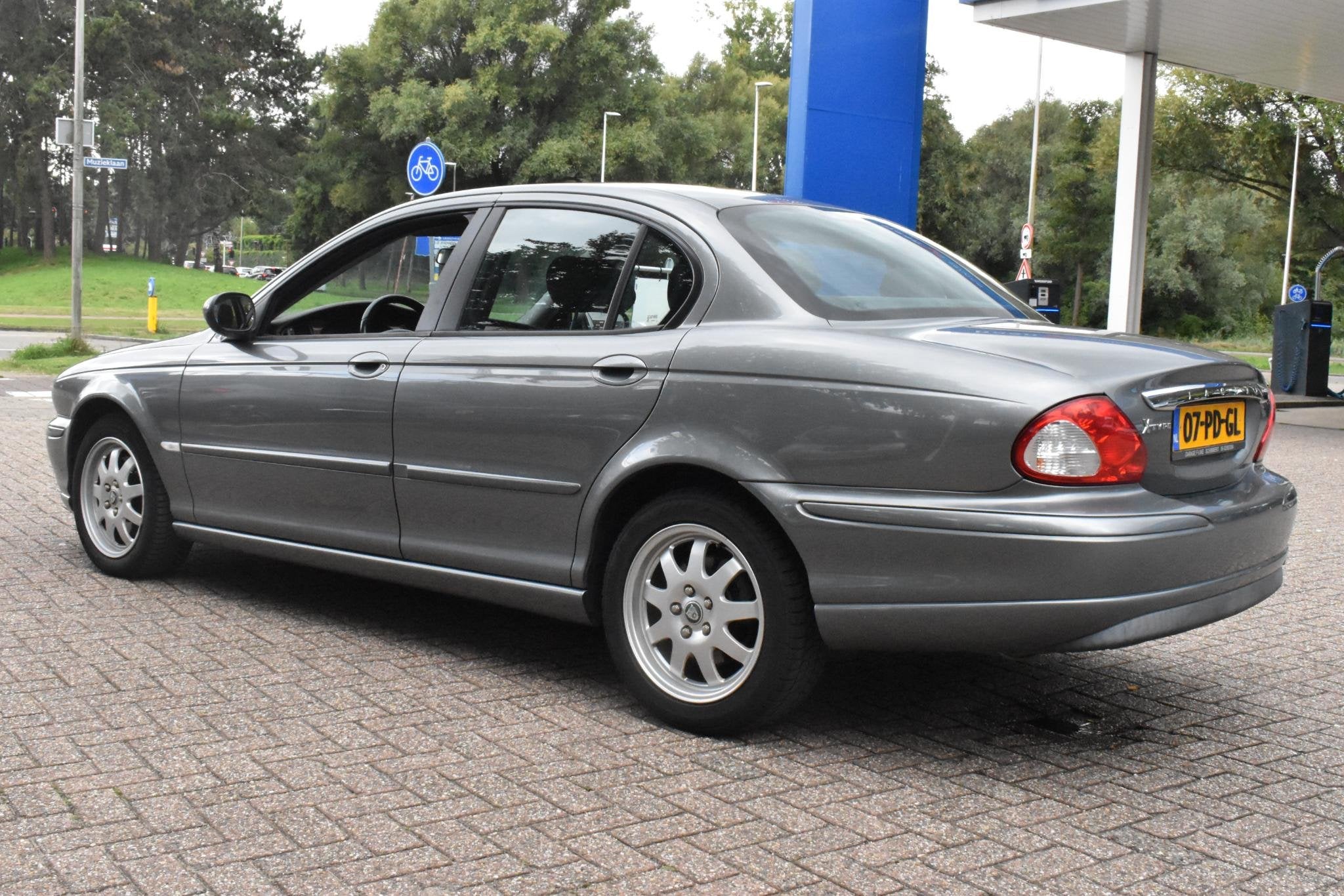 Jaguar X-type 2.0 V6 Business Edition Automaat | Climate Con, Auto's, 156 pk, 1371 kg, Sedan, Zilver of Grijs