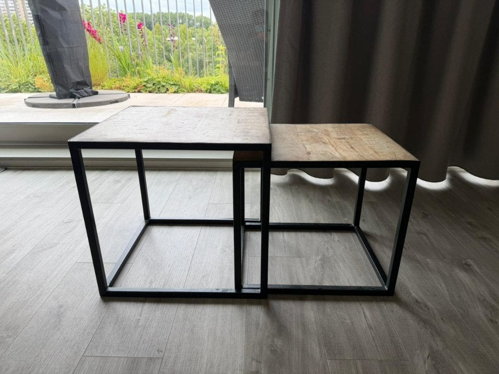 Coffee table, Ophalen, Minder dan 50 cm, Gebruikt, Rectangular tables with wooden top and steel frames