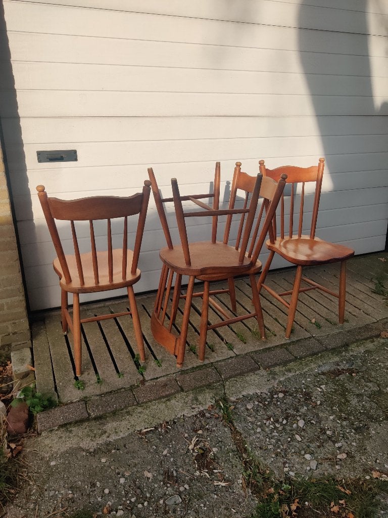 8 degelijke Keukenstoelen, Ophalen, Gebruikt, Bruin, Vijf, Zes of meer stoelen