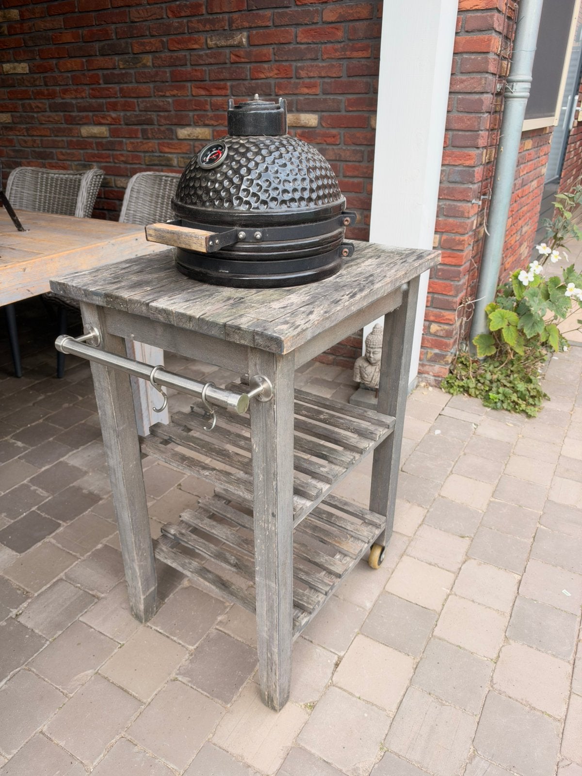 Kamado 43cm met onderstel, Ophalen, Zo goed als nieuw, Houtskool