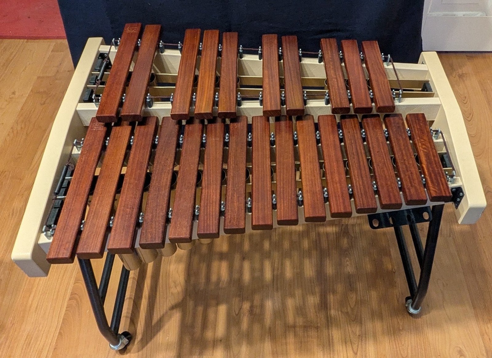 Saito marimba, Ophalen, Gebruikt, Melodische percussie