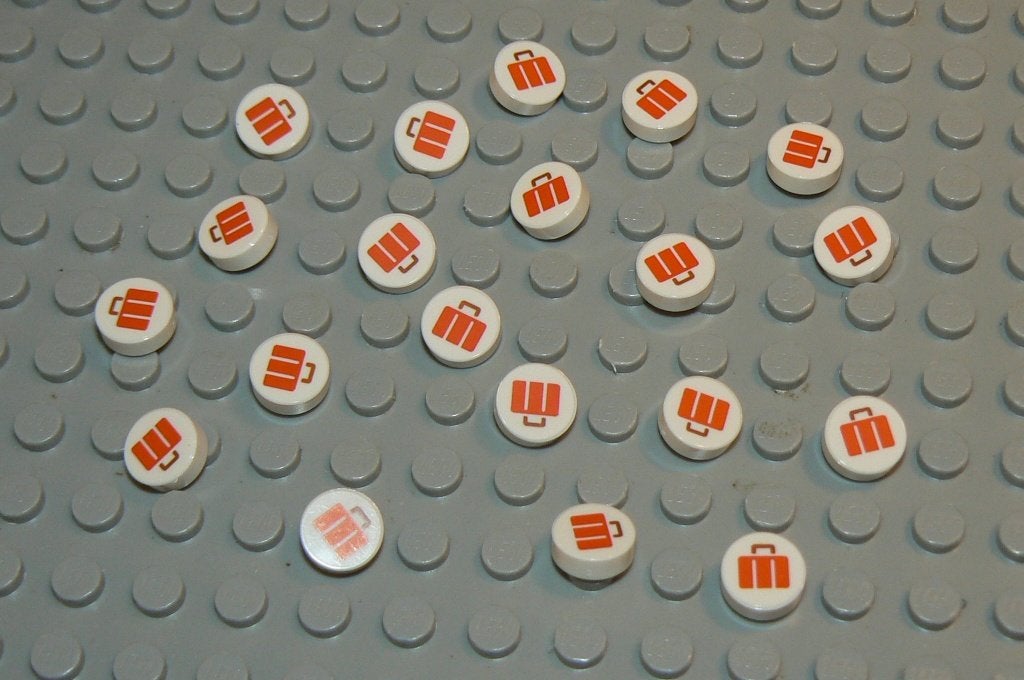 L1235 Tegels 1x1 rond wit met opdruk koffer 20 st., Kinderen en Baby's, Ophalen of Verzenden, Nieuw, Losse stenen, Lego