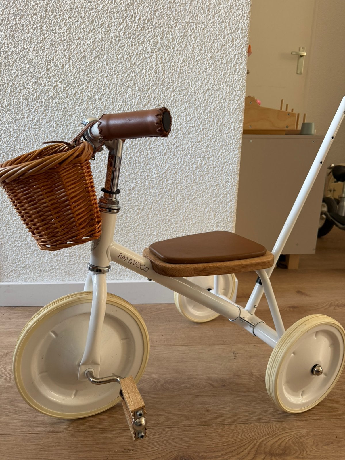 Banwood driewieler, Fietsen en Brommers, Fietsen | Driewielers, Ophalen, Zo goed als nieuw