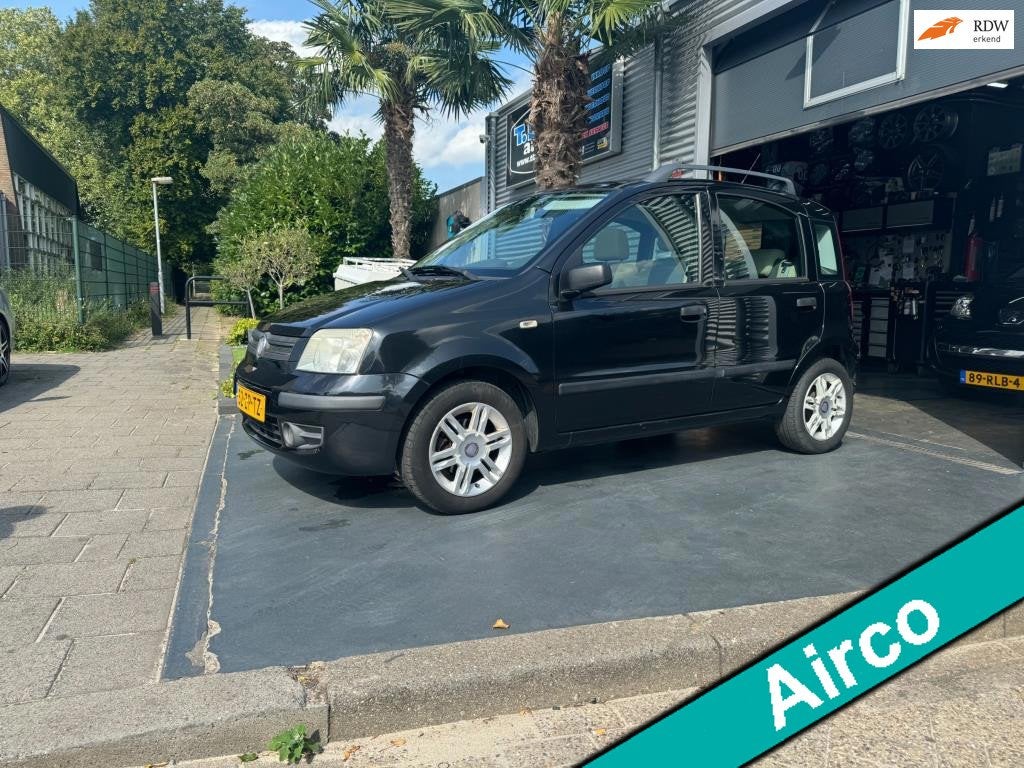 Fiat Panda 1.2 Emotion AIRCO Nw APK, Voorwielaandrijving, Stof, Gebruikt, Zwart