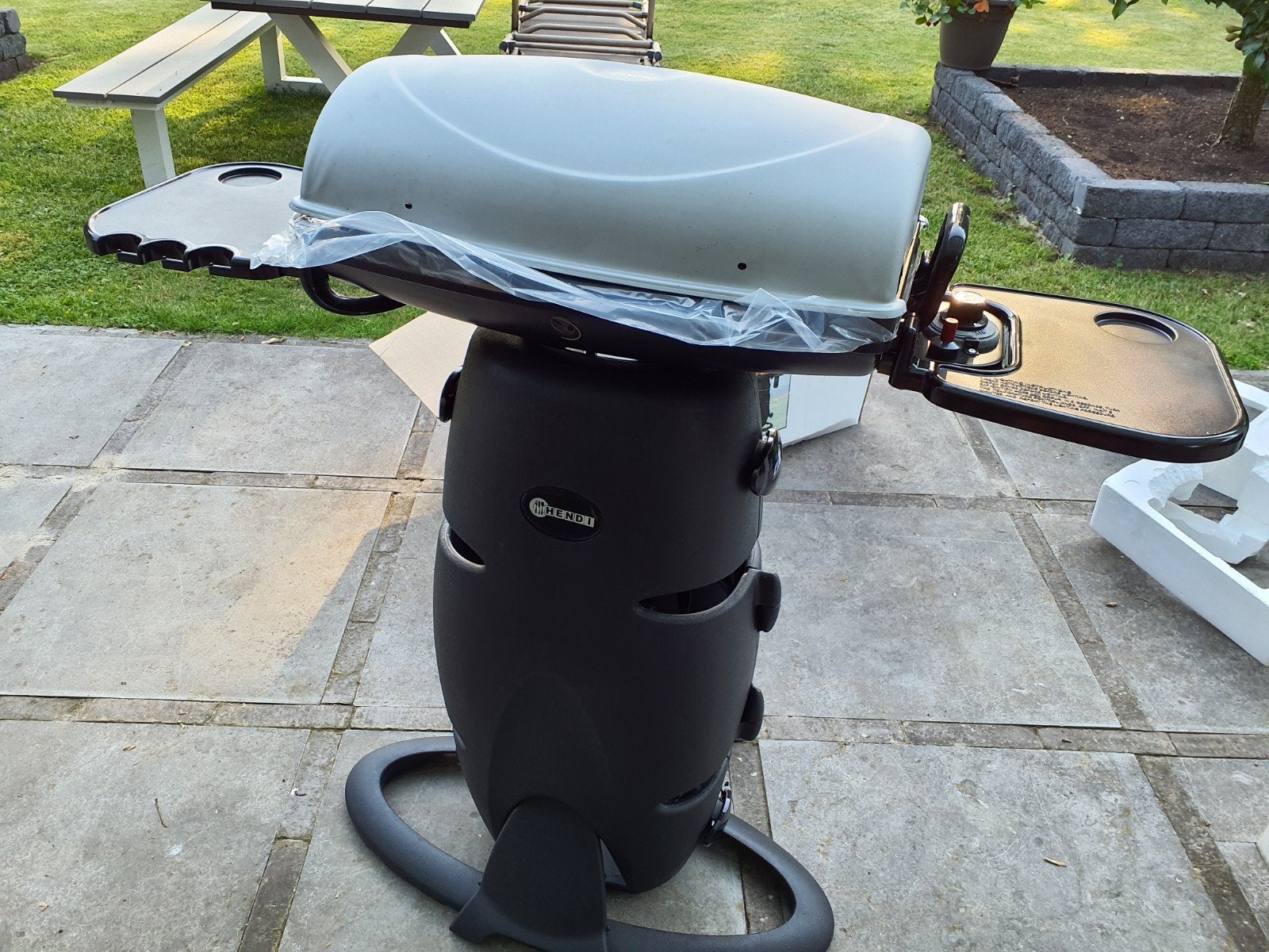 Hendi Gasbarbecue model Travelmate, Ophalen, Nieuw
