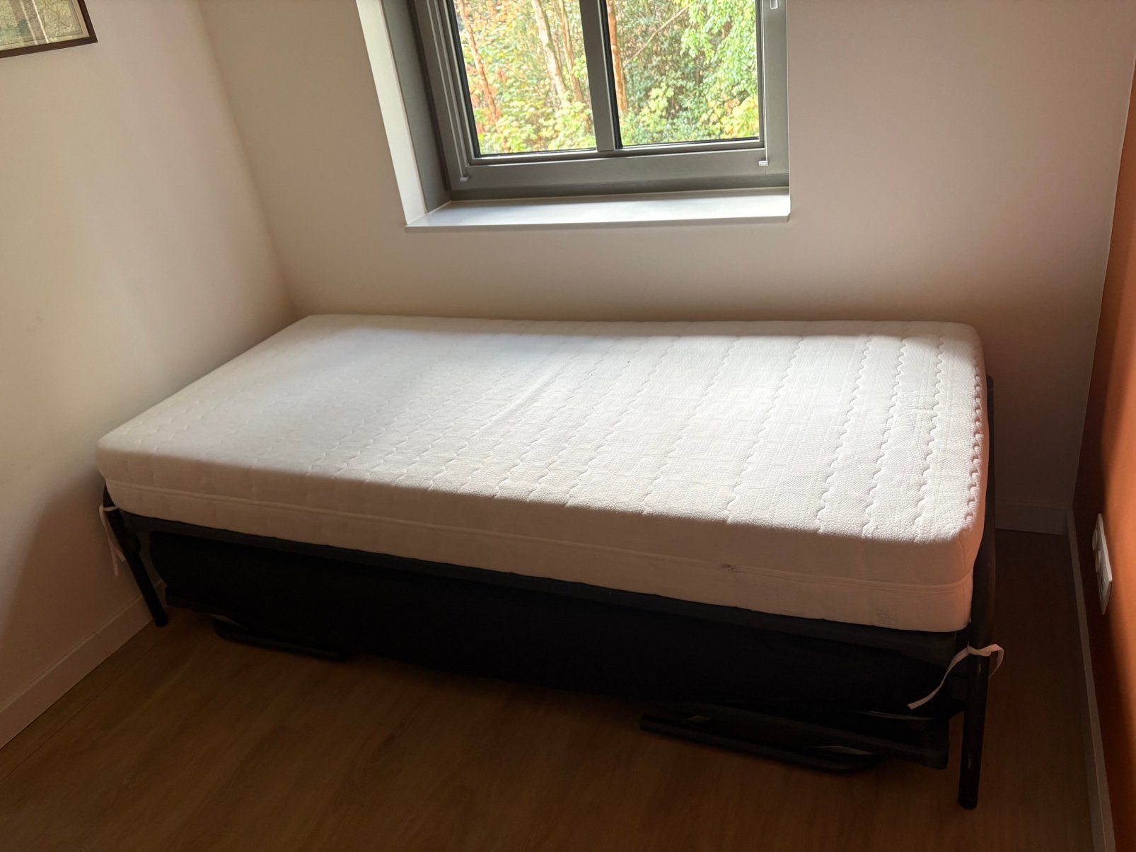 Logeerbed met uitschuifbed, Ophalen, Gebruikt, Tweepersoons, 200 cm