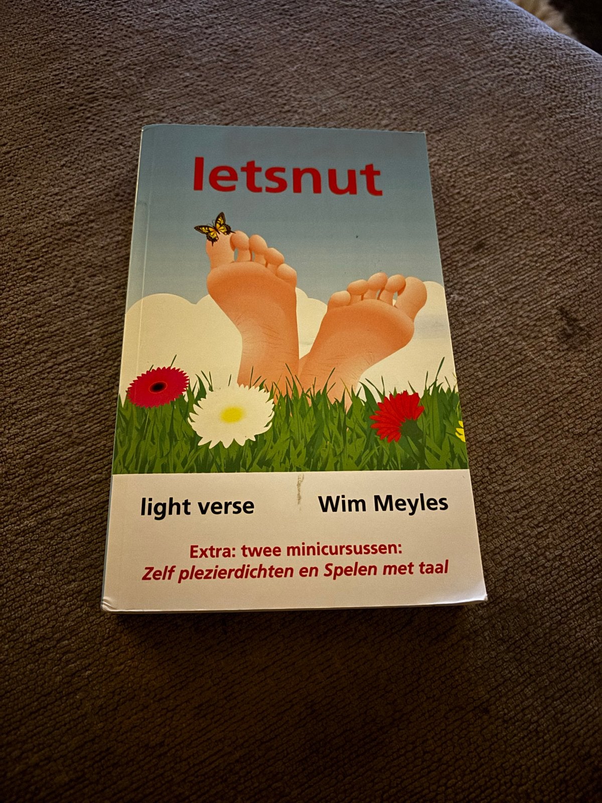 Letsnut - Light Verse door Wim Meyles, Boeken, Ophalen of Verzenden, Zo goed als nieuw, Eén auteur