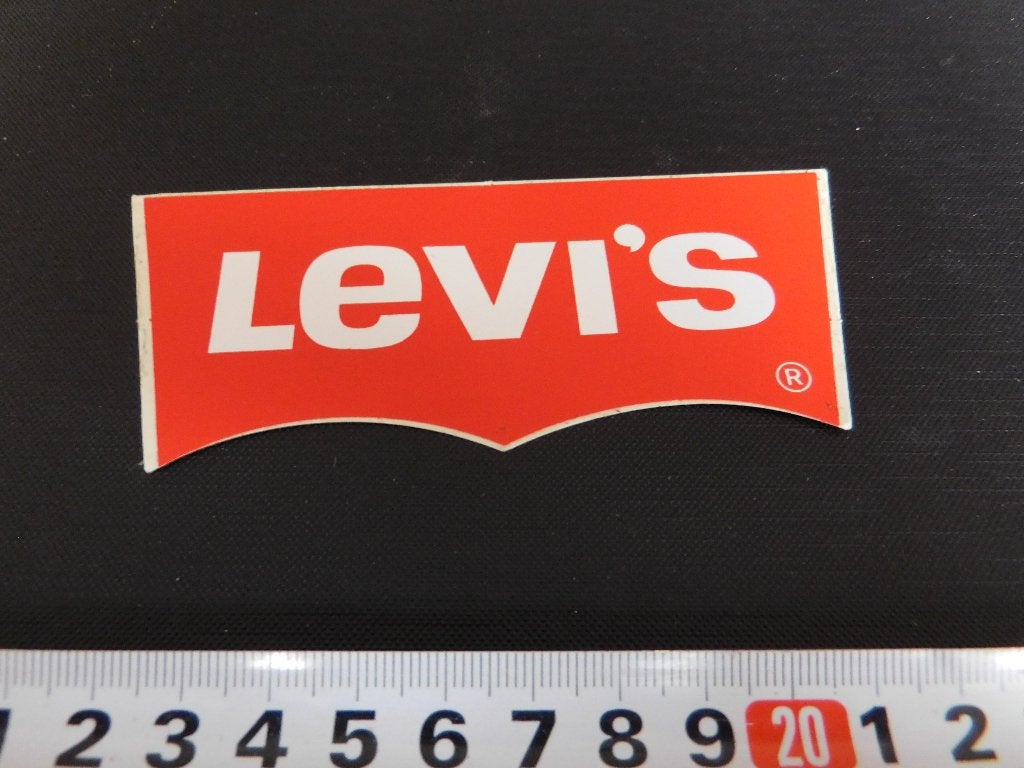 sticker rood logo LEVI'S jeans, Verzamelen, Stickers, Ophalen, Zo goed als nieuw